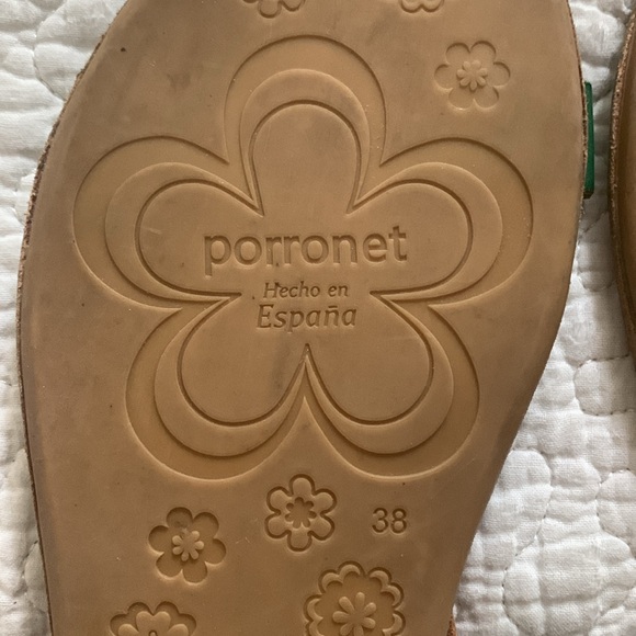 Spanish leather sandles - Picture 3 of 4